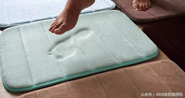 門口的地墊是應該放在屋裡邊還是屋外邊?我想你一定是放錯了