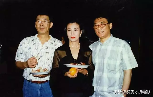 58歲葉倩文正面高清照片曝光,似乎輸給了同框的72歲汪明荃