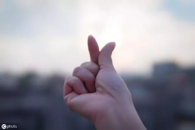 我們不能改變別人,卻可以改變自己!