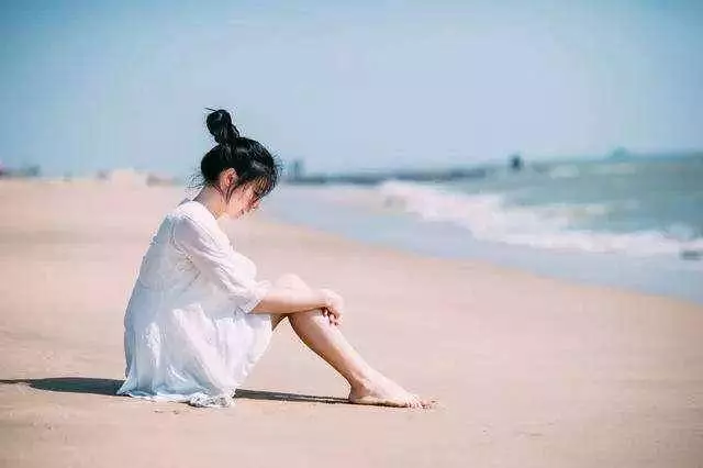 為什麼有些人寧願孤單,也不主動聯繫別人?