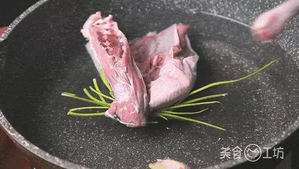 做鴨不腥有妙招,比北京烤鴨還要香