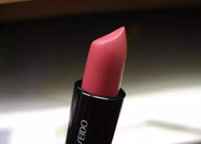 小姑子隨便用我東西還讓我滾,我回娘家不到一禮拜,她哭求我回去