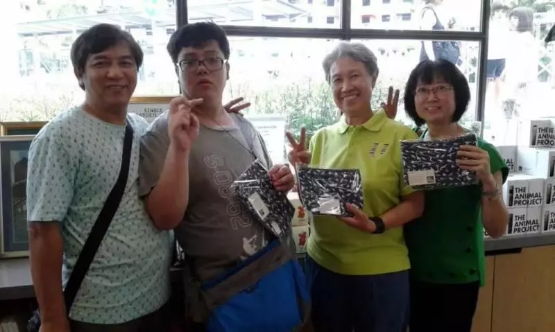 新加坡總理夫人去北京被質疑「穿著過於樸素」,那是你不懂她不施粉黛背後的自信!
