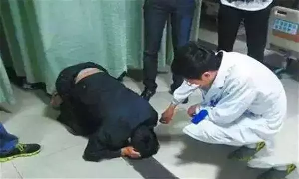 媳婦半年沒來例假,老公帶她去醫院,婆婆慌了,第二天被警察抓走