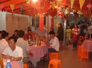 為跟男友在一起我不惜欺騙父母,定親宴上,男友做了一件喪心病狂的事