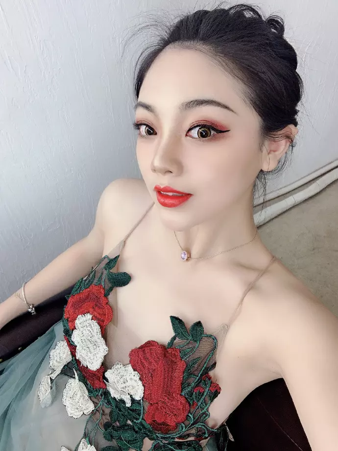 溫精靈:一個男生「乾淨不乾淨」,女生只看3個地方,就給你判了極刑!