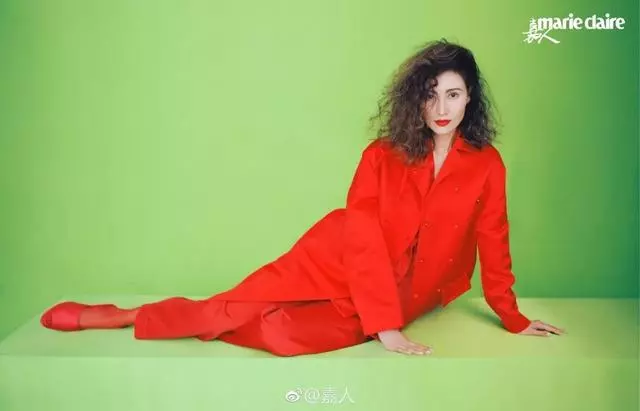 年近五十,最美港姐李嘉欣因為胖上熱搜,網友直呼:「胖得漂亮!」:無論胖與瘦,都是每個階段應有的模樣