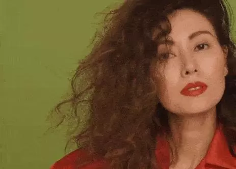 年近五十,最美港姐李嘉欣因為胖上熱搜,網友直呼:「胖得漂亮!」:無論胖與瘦,都是每個階段應有的模樣