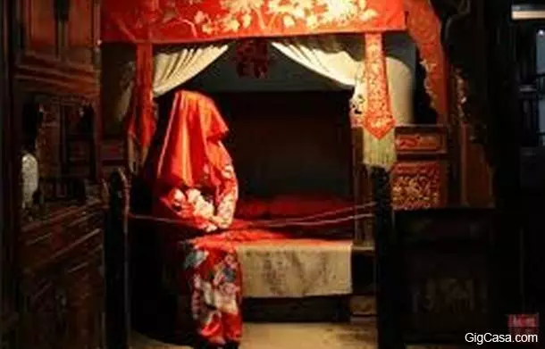 女友懷上了別人的孩子,他卻堅持結婚,五年後他實施「報復計劃」.....大快人心!~