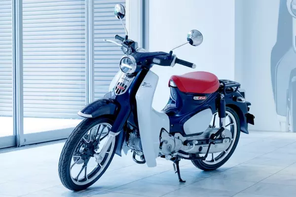 2019省油王者:TOP 5最省油輕檔車款