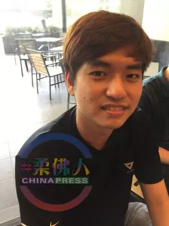 【新山】 我們一起坐馬桶便便? 快餐店廁所設計讓人羞羞! !