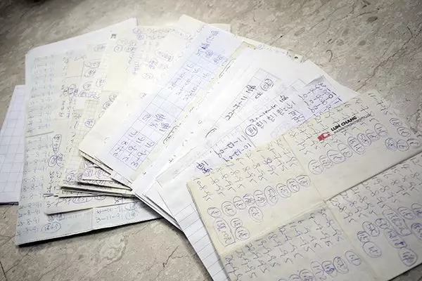 【新加坡】 撿到刻有「0127」的銅幣, 0127開中二獎,阿伯捐慈善 !