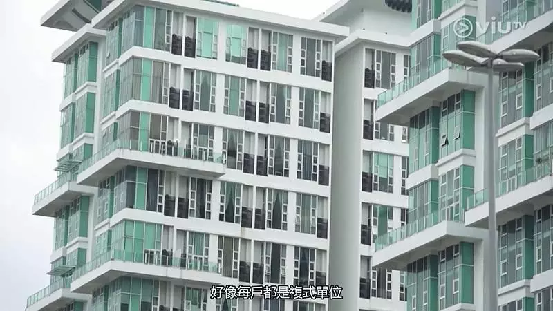 狠批「」大馬「」這座公寓是『全世界最差的地方』!杜汶澤:鐵門設計像「」囚室「」
