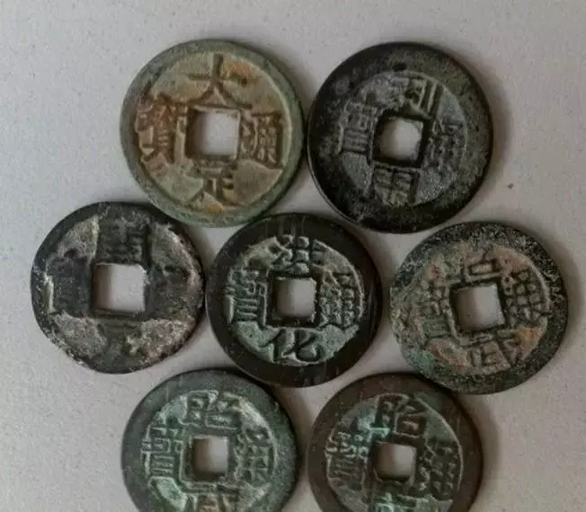 【開運法寶】想要富,家裡需要買個花瓶,夫妻賺大錢,全家都平安