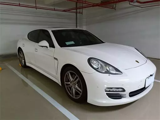 千萬保時捷「5萬起標沒人要」車子還全新 破舊小貨車「發不動大家搶著要」網全傻眼