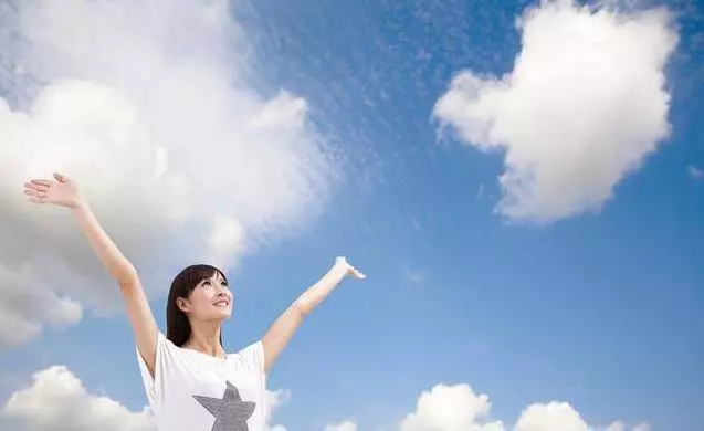 人到中年,為什麼有的女人越活越漂亮?