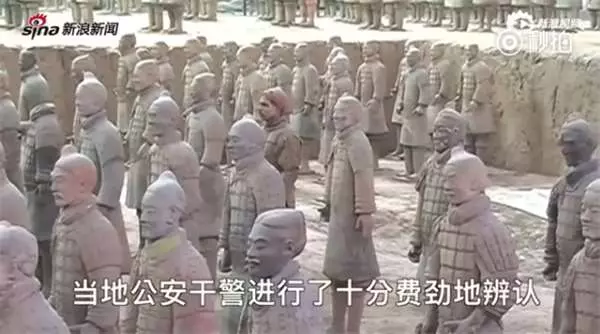 男子混進博物館「假裝兵馬俑」沒人發現!最後被逮「原因超爆笑」3000萬人笑到併軌!