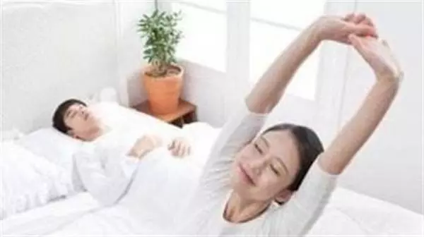 蘋果和此物一起煮,血管不堵了,大肚子平了,不想一臉皺紋可試試