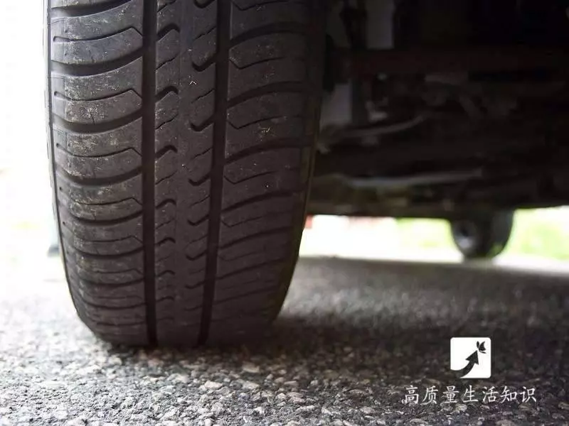 輪胎上出現這個,千萬別自行處理,後果很嚴重!為了安全都看下吧!