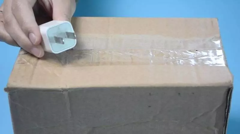 你家有閒置的手機充電頭嗎?這些用途太實用了,快回家找出來