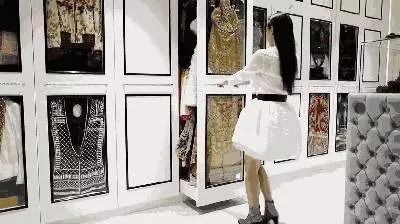 新加坡第一貴婦,千億媳婦徐子淇都比不過她!果然貧窮限制了想像力 !