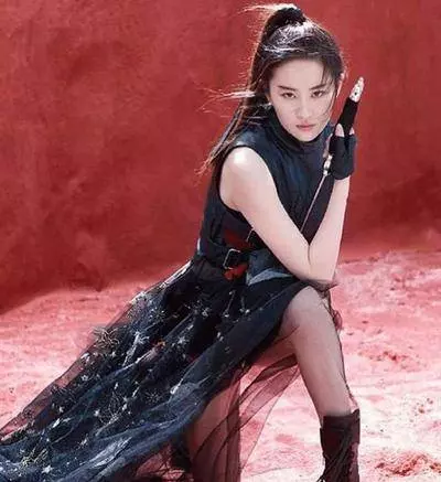 李連傑康復,投資20億新片未播先火,演員陣容超級強大
