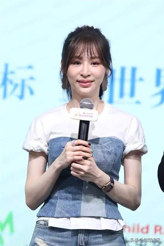 王心凌臉僵到認不出,曾經的甜心教主成女扮男裝的歐弟?