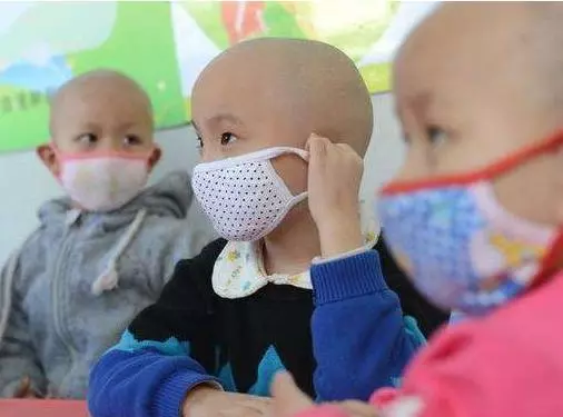為何越來越多的孩子染上白血病?醫生:家裡3樣東西是罪魁禍首,別再買了