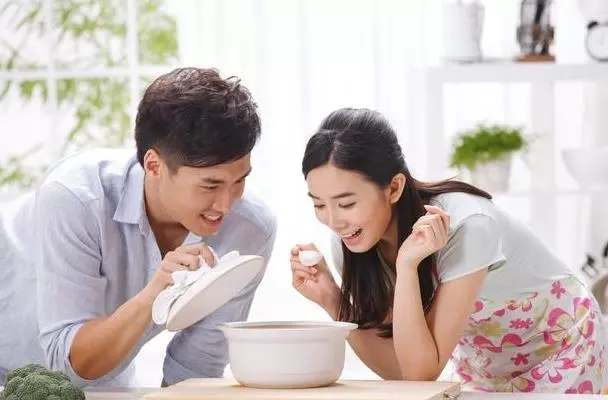女人請學會愛自己,一個活的高級的女人,不會輕易把5樣東西交給男人