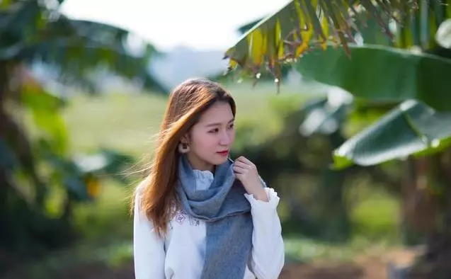 女人請學會愛自己,一個活的高級的女人,不會輕易把5樣東西交給男人