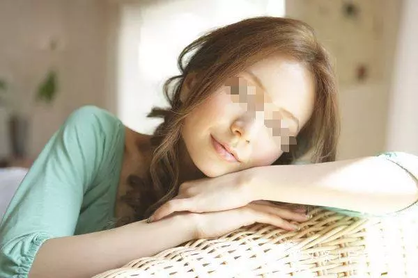 俺懷孕回娘家養胎,丈夫把情人帶到家裡,俺笑笑,讓他們懺悔一生