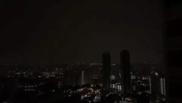 《新加坡》被雷劈了,是誰TMD在發誓