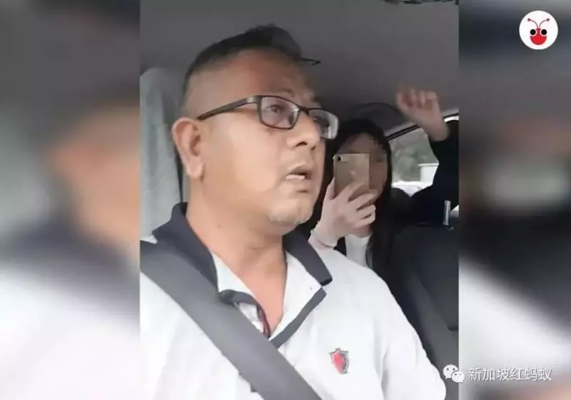 《太大膽了》在車內和乘客吵架將視頻上網,《新加坡》私召車「「」」司機被政府警告