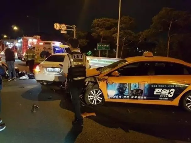 韓國女團成員被兩輛車撞倒死亡⚡死者身份已被證實!網淚: 才新婚兩個月…