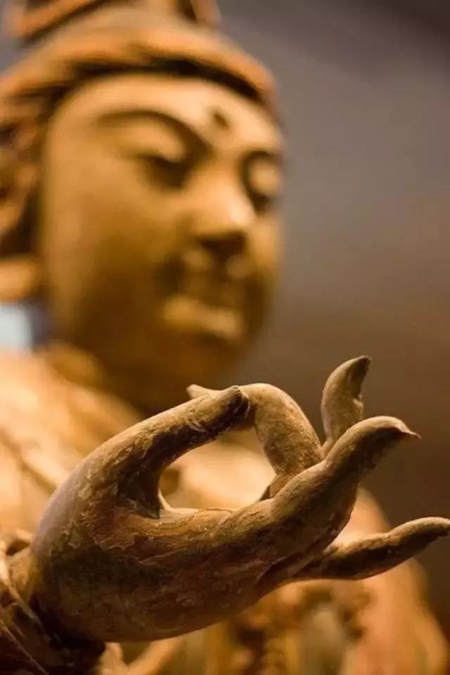 一輩子那麼短,你真的不必取悅任何人