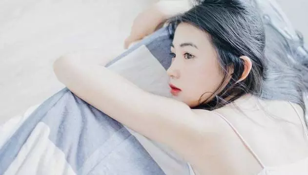 小叔新婚家婆叫我騰婚房,半夜老公來電話,我悄悄把房子賣掉了!
