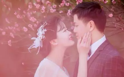 坐月子時婆婆天天煮麵條,我哄完孩子出去看到氣得我掀桌子!