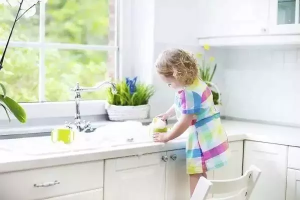 如何教會孩子自動自發?八個技巧,培養孩子自己的事自己做!