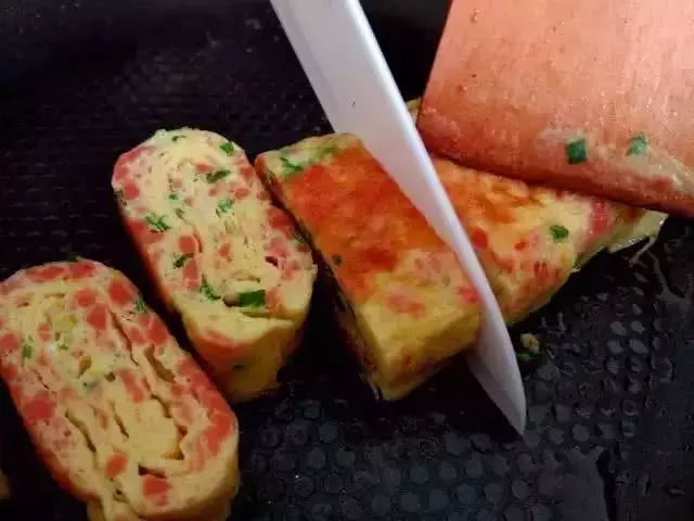 蒜香椒鹽雞排×玉子燒便當,辦公室秀飯神器