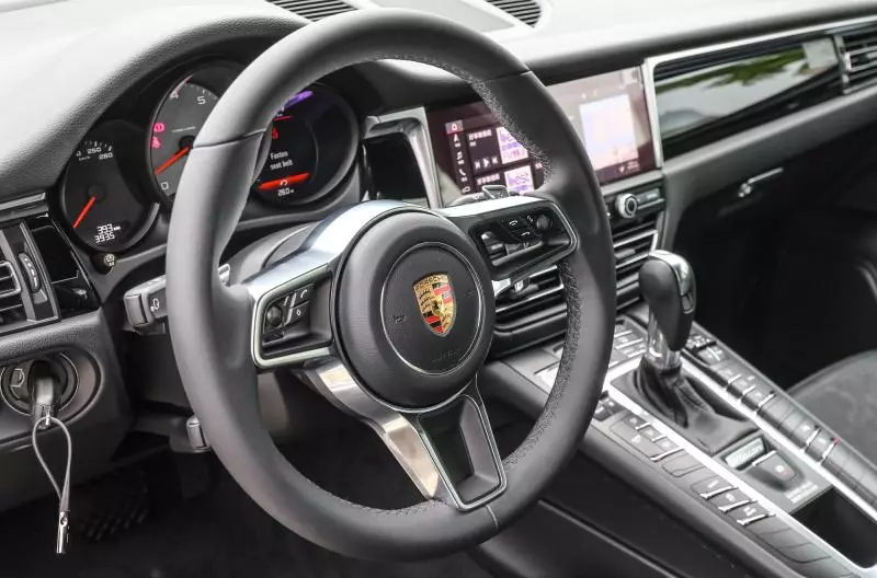跟你賭,Porsche 小改款 Macan 一樣賣到翻! - 2GameSome