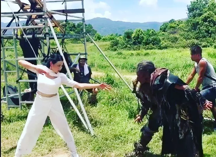 【已經入行8年!】《鐵探》冷血女狙擊手曾是『武術冠軍』!曾經當過『她們』的替身!