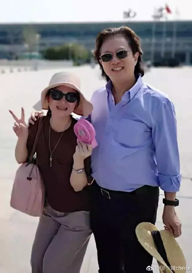 陳少霞懷孕8個月,62歲富商老公貼身照顧,網友:各取所需!