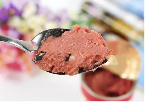 不想給狗狗繼續吃乾糧,有這五種食物可以代替,但都不如乾糧實在