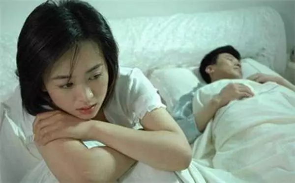 男人當心!女人「出軌」後,這五種表現藏不住!