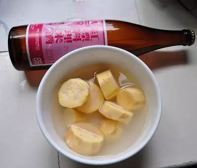 【 米酒蒸地瓜 】二十多年「僵直性脊椎炎」,只用 7 天就治好了,腰不痠背也不痛了