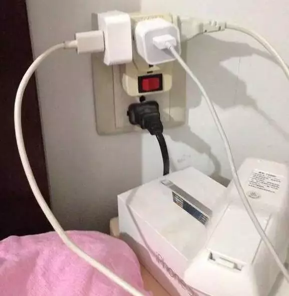 注意!手機充電完,千萬不要做這件事!已經有人中招了!!