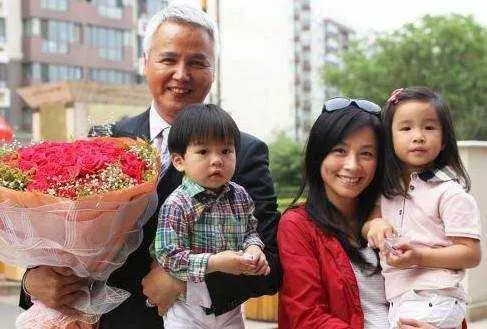 林瑞陽四個孩子顏值差距大,同爹不同命,張庭基因還比不上前妻