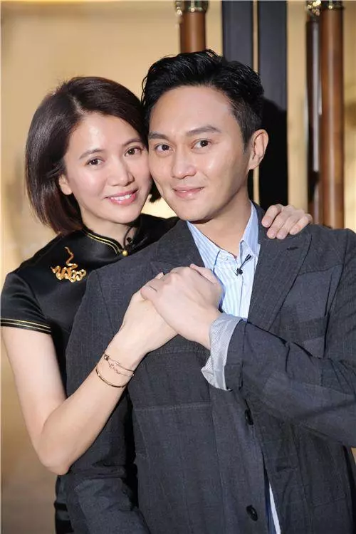 郭藹明撒嬌要92萬鑽戒!結婚21年,「黑白戀」仍甜蜜如當初相識