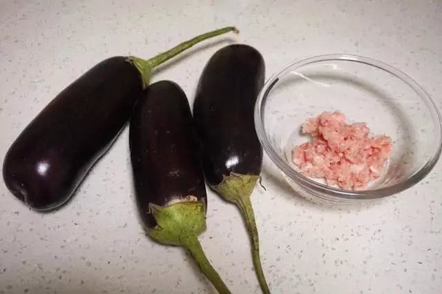 作為茄子控,這六種做法掌握了,一周吃不膩,手把手教你烹制竅門