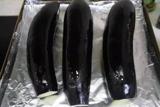 作為茄子控,這六種做法掌握了,一周吃不膩,手把手教你烹制竅門